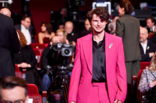 To on zagra Pawła w „Pierwszej miłości”! Kim jest aktor, który przejmuje kultową rolę?