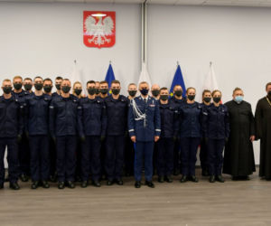 Podlaskie. Uroczyste ślubowanie 21 nowych policjantów