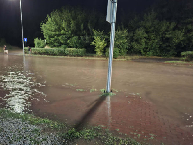 Zalane Starachowice. Widoki po burzy 1.07.2026