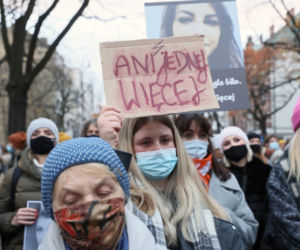 Ani jednej więcej. Protest w Warszawie sobota 6 listopada [ZDJĘCIA]