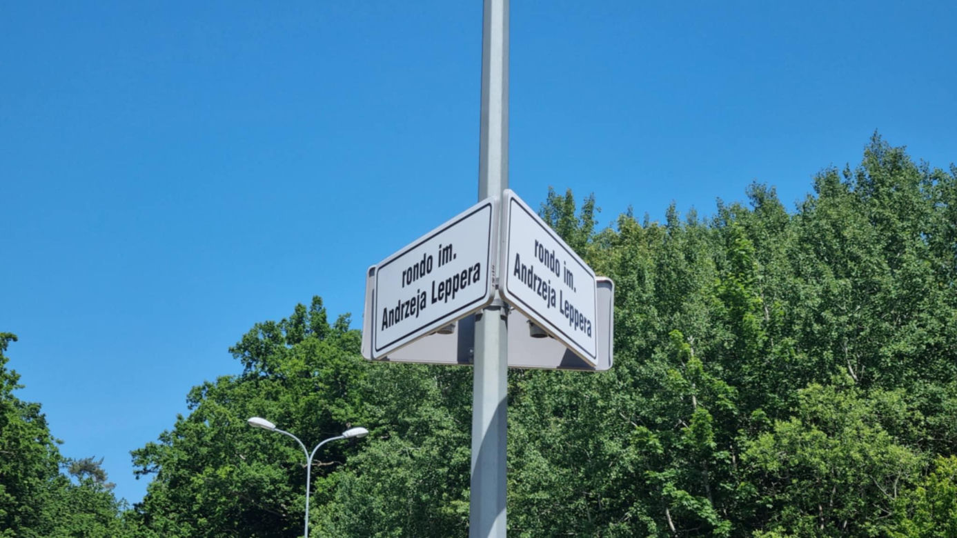 Rondo w Grzybnie otrzymało imię Andrzeja Leppera