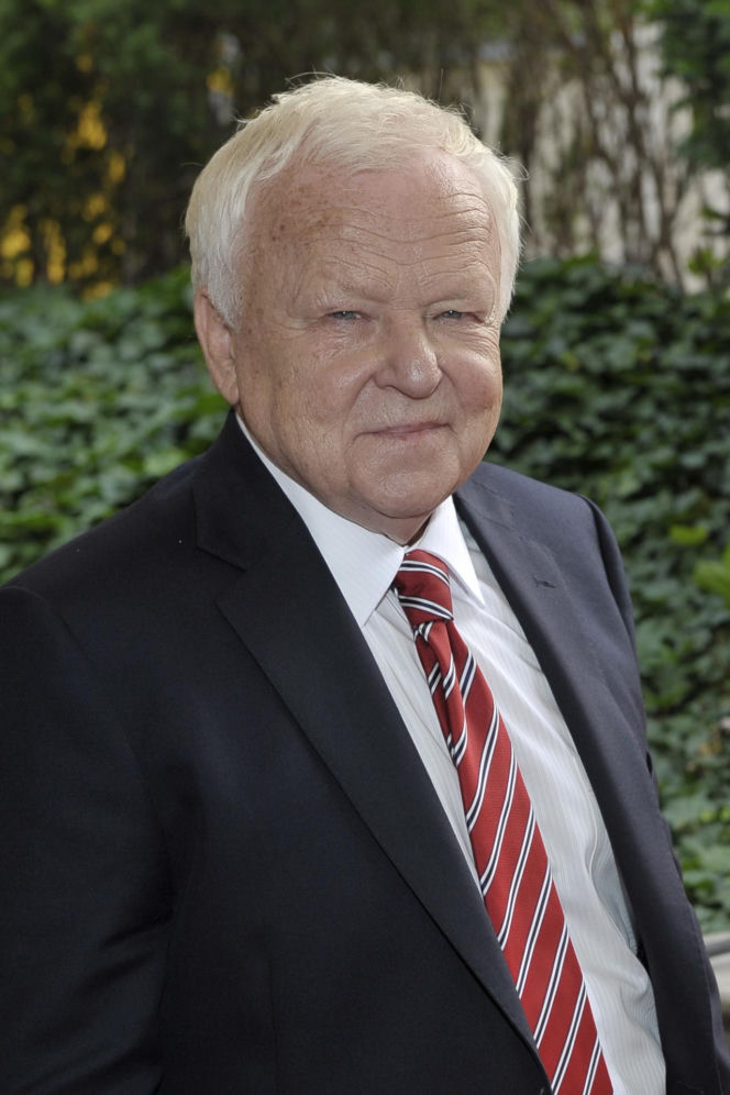 Kiedyś ten serial oglądała cała Polska. Jak po latach wyglądają gwiazdy „Prawa Agaty”?