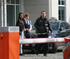 Michał Koterski z dziewczyną na spacerze