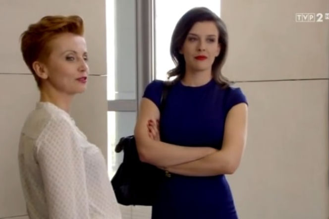O mnie się nie martw 2 sezon odc. 10. Laura Curyło (Katarzyna Zielińska), Magda Gadomska (Anna Terpiłowska)
