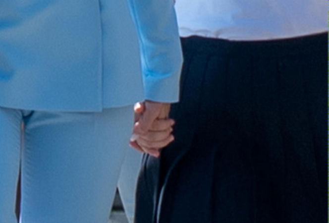 Marta Nawrocka z córką Kasią na zakończenie roku szkolnego