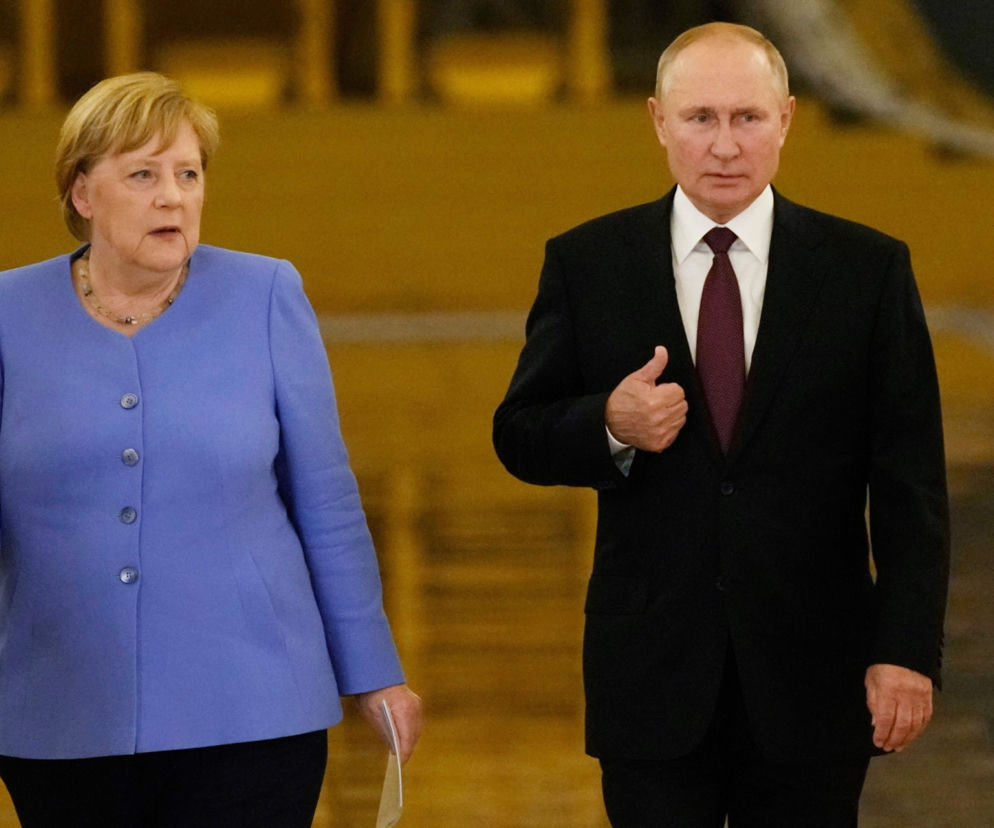 Merkel vs Putin