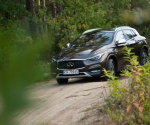 Infiniti QX30