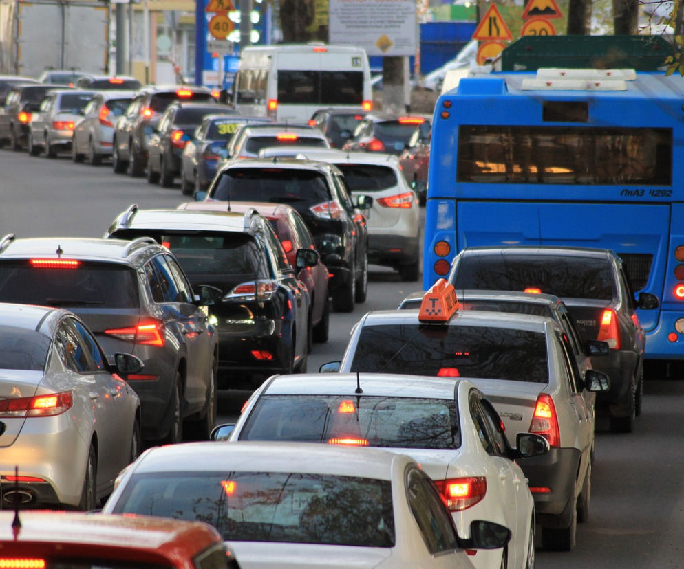 Program budowy parkingów lokalnych ma pomóc mieszkańcom osiedli parkować przy domach