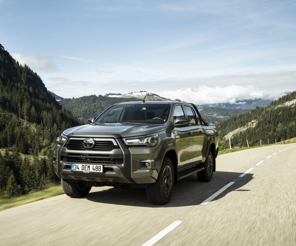 Toyota Hilux 2.8 Invincible