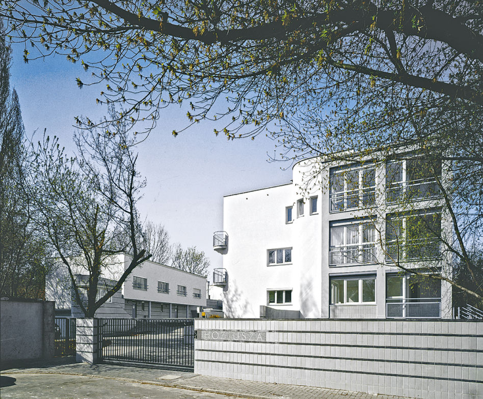 100na100