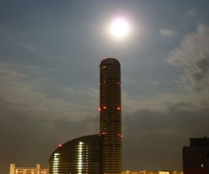 Sky Tower we Wrocławiu