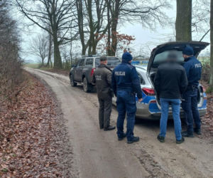 Jedno auto... dwóch pijanych kierowców