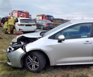 Karambol na A2! Siedem aut w zderzeniu pod Skierniewicami. Trasa zablokowana, gigantyczne korki