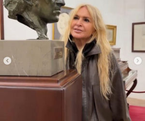 Tak nie wygląda przeciętna 69-latka! Olejnik zachwyca formą w mini