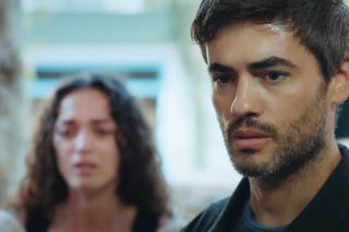 Dziedzictwo, odcinek 888: Dramat Poyraza! Cennet zażąda wydania Nany, by ratować własne dziecko - ZDJĘCIA