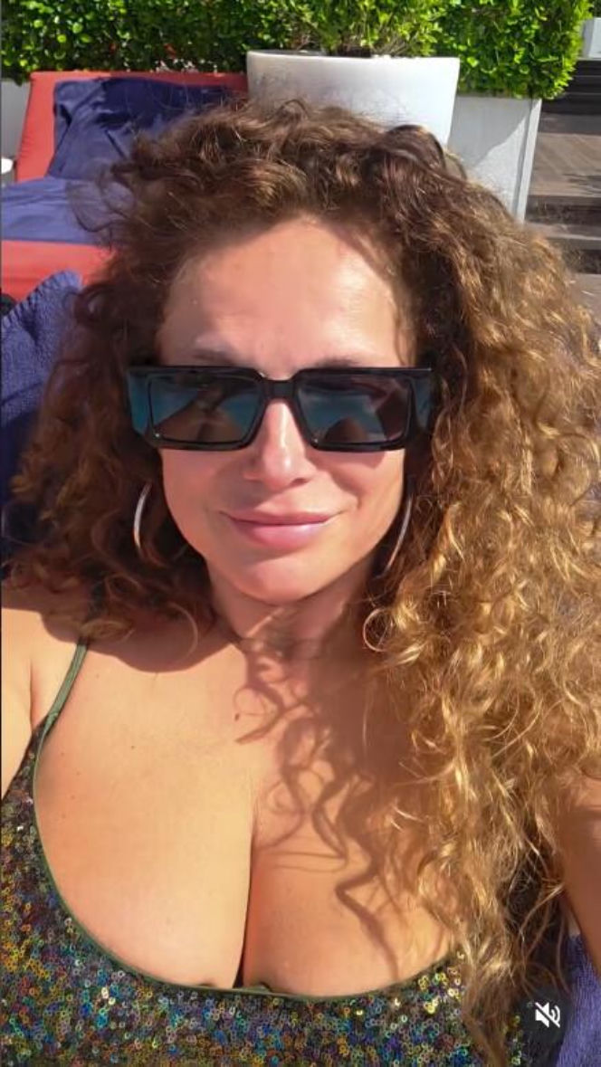 Dekolt to mało powiedziane! Liszowska niemal wszystko pokazała