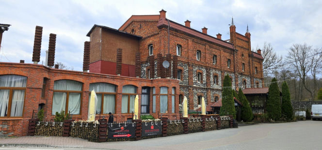 Młyn wodny w Morawicy