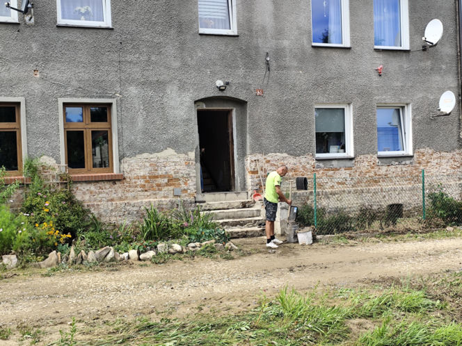 Głuchołazy dzień po nawałnicy. Mieszkańcy wściekli: "To, co podają w TV to lipa!"