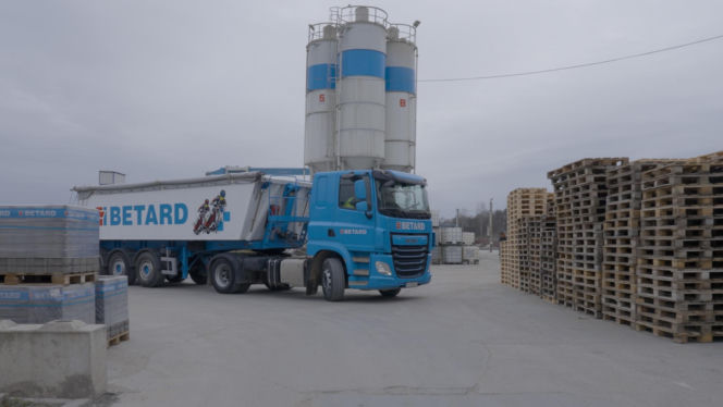 Maciej Janowski porzucił motocykl dla 10-tonowej bestii! Groziła mu praca na etacie