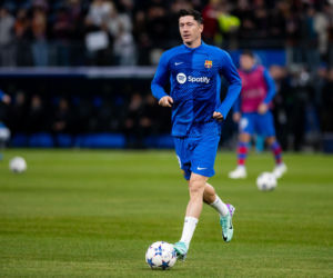 Udany powrót Barcelony na Camp Nou w LM! Kounde bohaterem, nieuznany gol Lewandowskiego [SKRÓT]