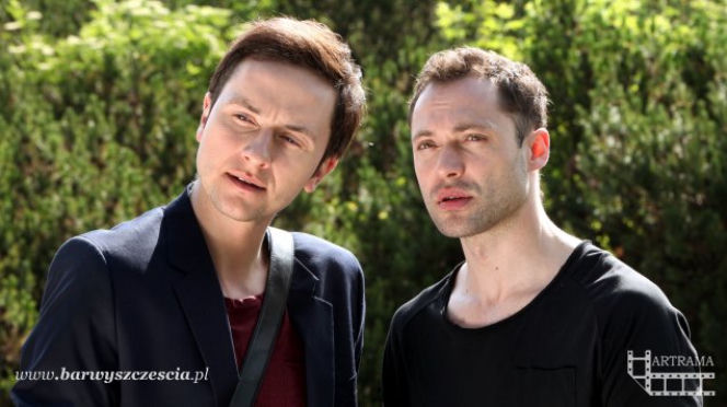 BARWY SZCZĘŚCIA, odc. 811. Władek Cieślak (Przemysław Stippa) i Maciek (Tomasz Mycan)