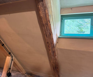 Płyty gliniano-konopne w zabudowie wnętrz