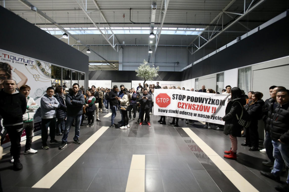Protesty na Marywilskiej 44. Najemcy nie chcą olbrzymich podwyżek 