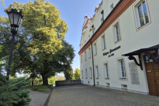 Świętokrzyskie. Perła nad Wisłą, która przetrwała wieki. Słynie z eliptycznej klatki schodowej