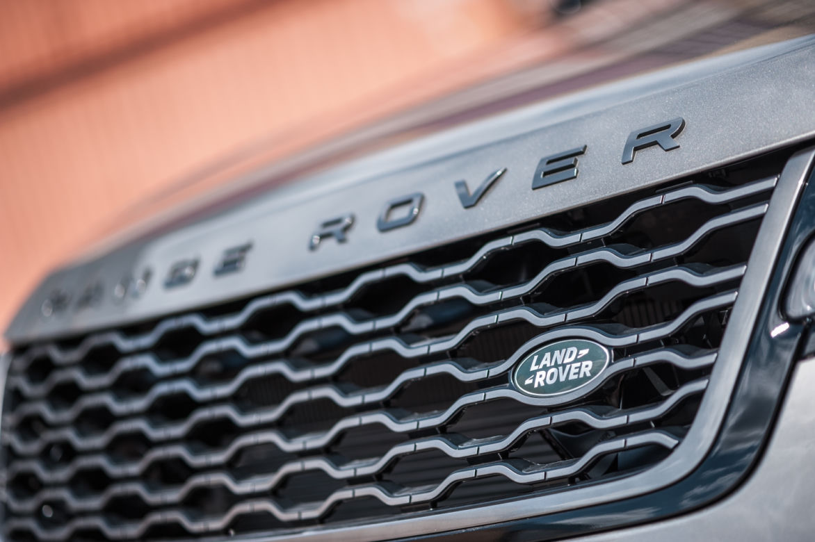 Range Rover Velar First Edition D300 HSE