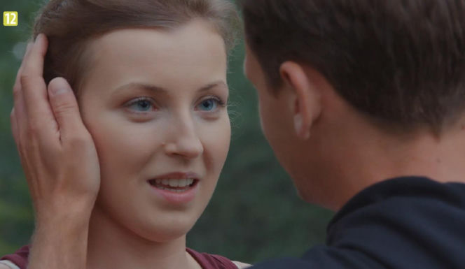 M jak miłość odc. 1902. Natalka (Dominika Suchecka), Adam Karski (Patryk Szwichtenberg)