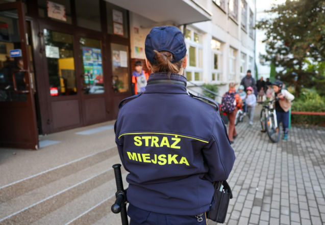 Nowe wytyczne dla szkół i przedszkoli. Rodzice mogą być zaskoczeni. Zakaz odbierania dzieci