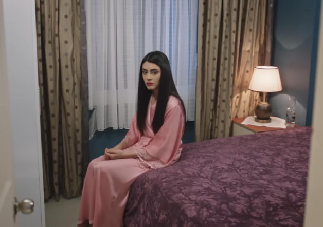 Panna młoda, odcinek 21: Hancer gotowa na noc z Cihanem. Nie spodziewa się intrygi Beyzy - ZDJĘCIA