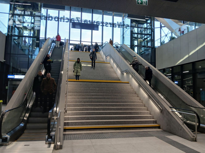 Dworzec kolejowy Warszawa Zachodnia po otwarciu