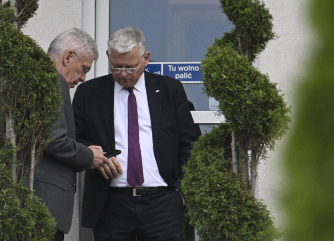 Politycy PiS jadą na wyjazdowe posiedzenie klubu