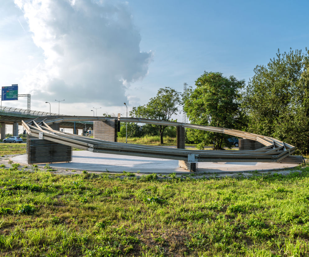 Kaplica wotywna przy Autostradowej Obwodnicy Wrocławia 5