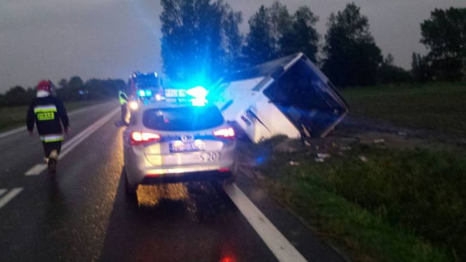 wypadek jesionna jędrzejów autokar
