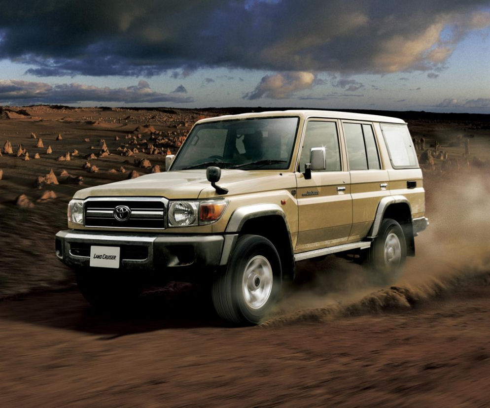 Toyota Land Cruiser J7