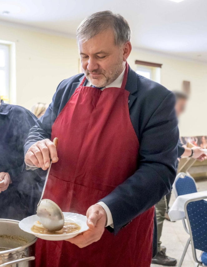 Minister Waldemar Żurek poleca na Wielkanoc żurek
