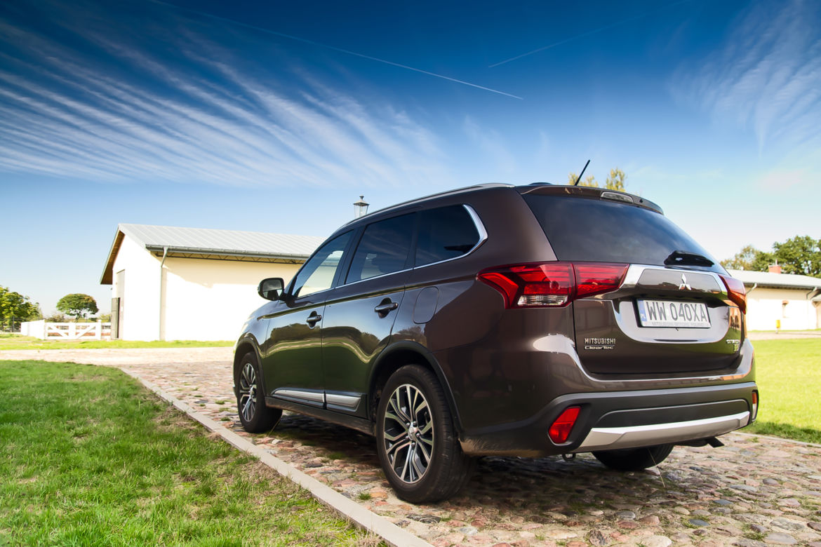 Mitsubishi Outlander po liftingu 2015