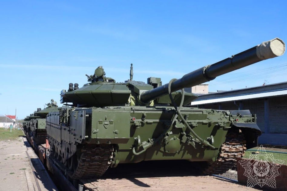 Białoruś prezentuje zmodernizowane czołg T-72BM2