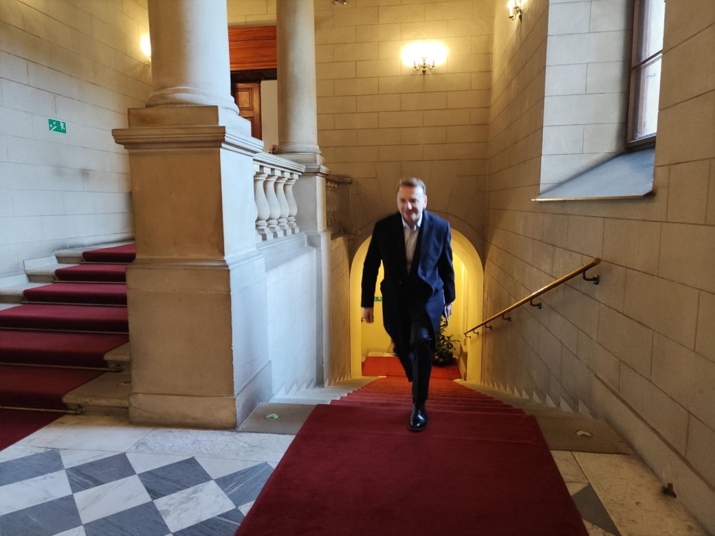 Pierwszy dzień w pracy nowego prezydenta Krakowa Łukasza Gibały