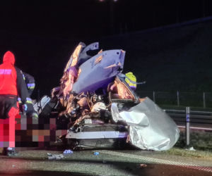 Dopiero co wzięli ślub. Zginęli na autostradzie pod kołami ciężarówki