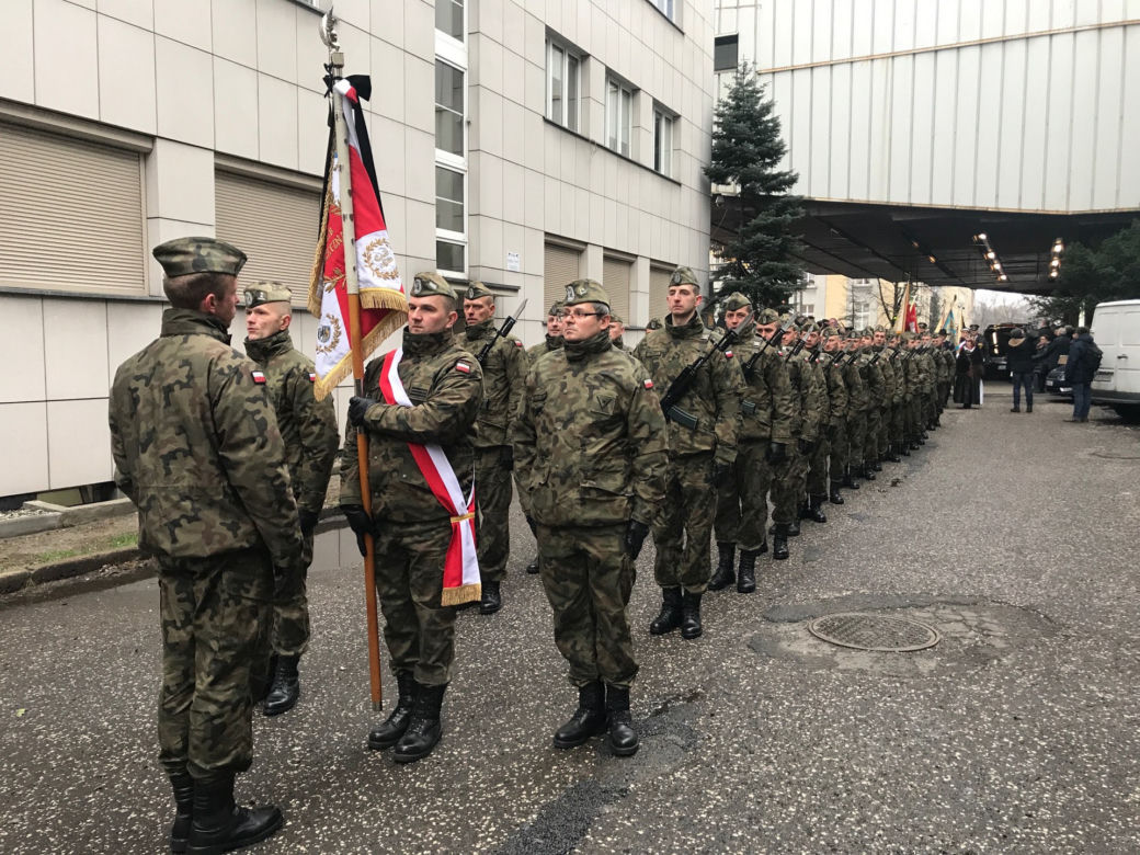 Kondukt pogrzebowy , Ślązacy żegnają Kazimierza Kutza. 