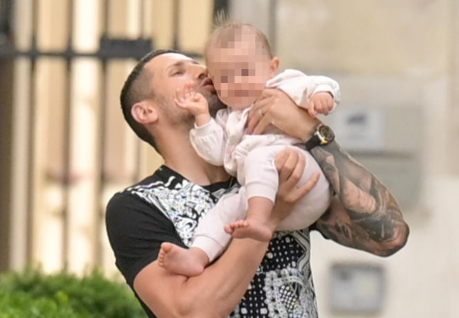 Paweł Wszołek to supertata