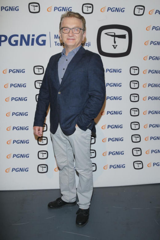 Dawno niewidziany Dariusz Kowalski pojawił się na premierze filmu. Tak dziś wygląda odtwórca roli Janusza Tracza z "Plebanii"