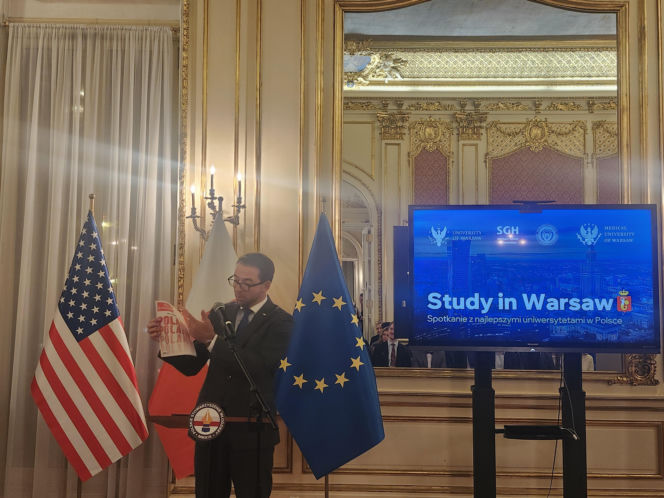 W Nowym Jorku namawali do studiów w Warszawie