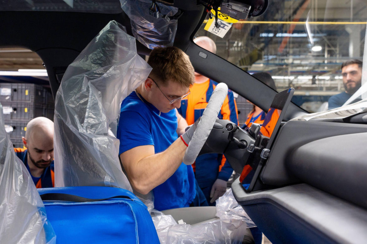Produkcja Volvo EX30 w Gandawie
