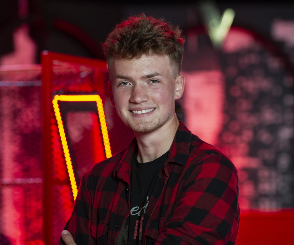 Mariusz Mrówka - kim jest uczestnik The Voice of Poland 12? Płynie w nim rockowa krew!
