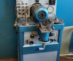Traktor, meble i ubrania od wojska. To wyprzedaje Agencja Mienia Wojskowego w Bydgoszczy [ZDJĘCIA]