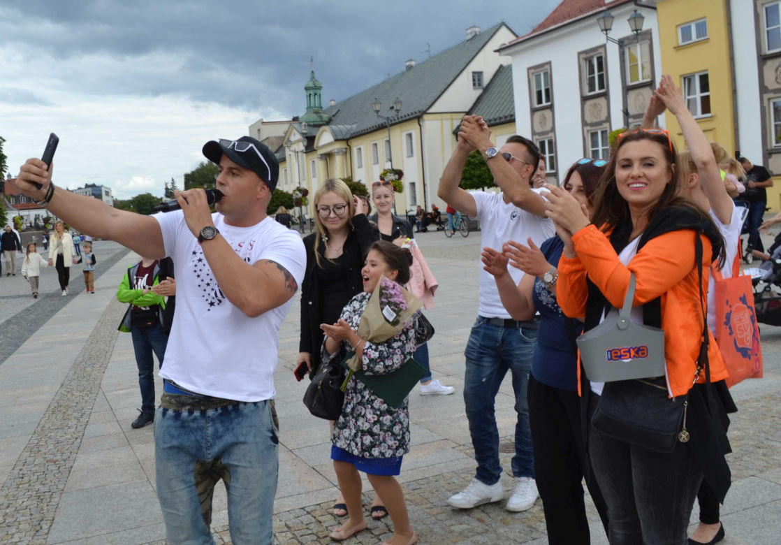 Bus Eska Summer City w Białymstoku. Byłeś? Znajdź siebie na zdjęciach!